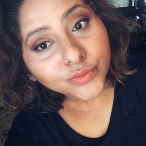 Meet your Posher, Sandra